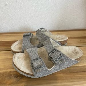 Birkenstock | Arizona Light Grey With Faux Shearling